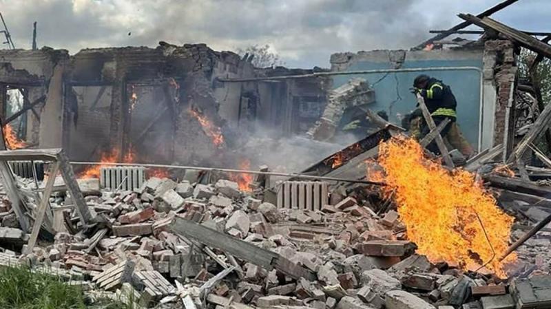 Протягом доби в Донецькій області російські війська забрали життя чотирьох мирних жителів, а ще десяти нанесли поранення.