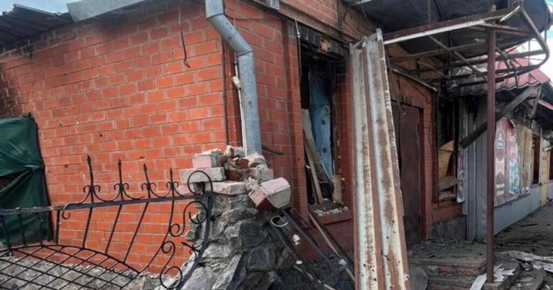 Чоловік отримав травму внаслідок удару російського безпілотника в районі Чугуївщини. Фотозвіт.