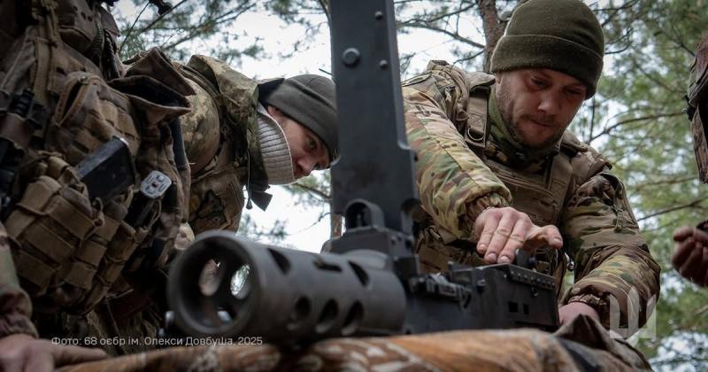 На фронтовій лінії було зафіксовано 108 зіткнень, з яких найбільша їх кількість відбулася на Покровському та Олександрівському напрямках, повідомляє Генеральний штаб.