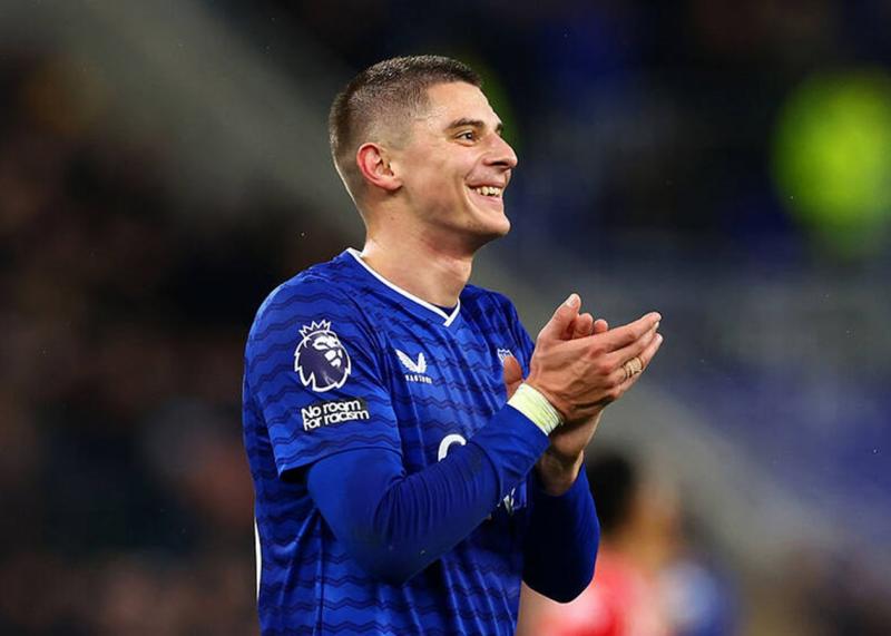 Евертон проти Челсі: Миколенко обов'язково має з'явитися на полі.