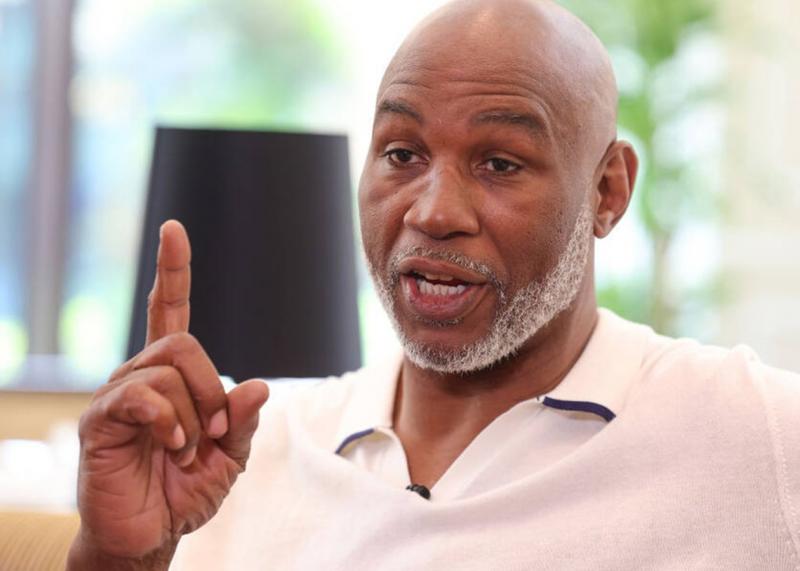 Леннокс Льюїс поділився своїми враженнями від поєдинку між Джошуа та Полом.