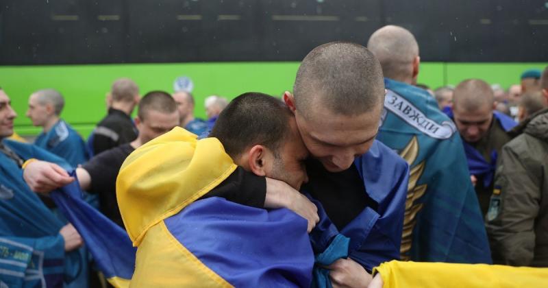 Державний бюджет покриватиме витрати на ЄСВ для цивільних осіб, які опинилися в полоні російських військ, повідомляє Державна податкова служба.