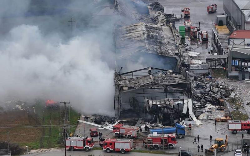 В Греції після трагічного інциденту на заводі, де сталася смертельна пожежа, оголошено про проведення страйку.