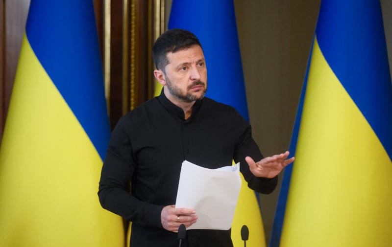 Зеленський: конфлікт не затягнеться на десятиліття, адже Україна не зможе це витримати.