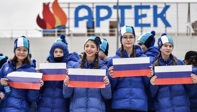 Кремль планує відправити 56 тисяч українських дітей на перевиховання до 
