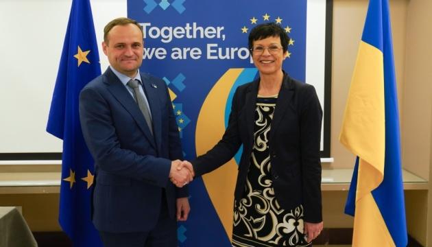 Кулеба провів переговори з єврокомісаркою Кос стосовно наступних етапів інтеграції України до Європейського Союзу.