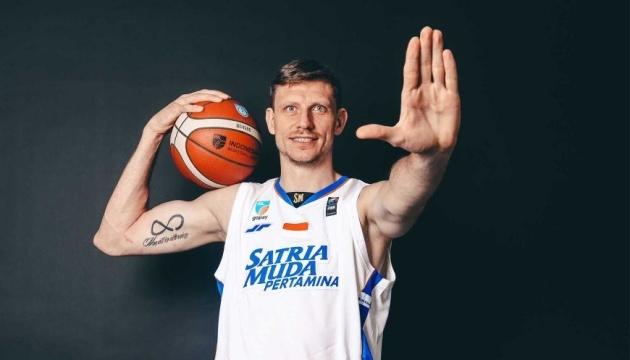 Пустовий здобув дабл-дабл в півфінальному матчі баскетбольного турніру в Індонезії.