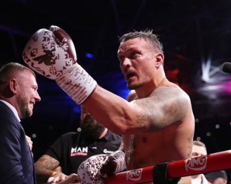 Наступним опонентом Усика стане Паркер: WBO оголосила про обов'язковий захист титулу.