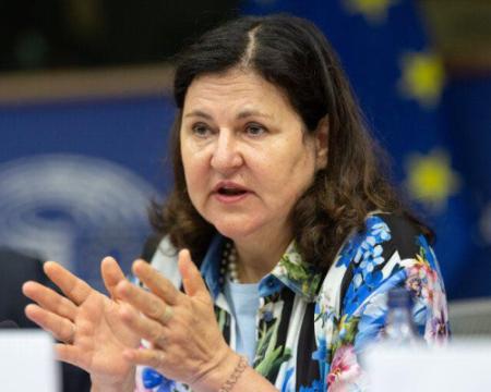 Незалежність Національного антикорупційного бюро України та Спеціалізованої антикорупційної прокуратури є вирішальним фактором для євроінтеграційних процесів України, - зазначила Матернова.