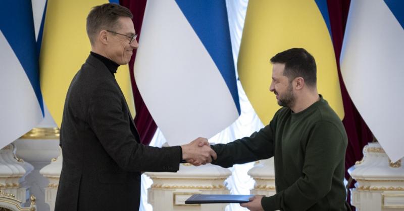 Зеленський може взяти з собою Стубба на зустріч з Трампом, повідомляє Politico.