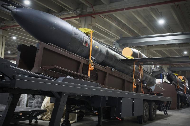 Україна презентувала нову крилату ракету 