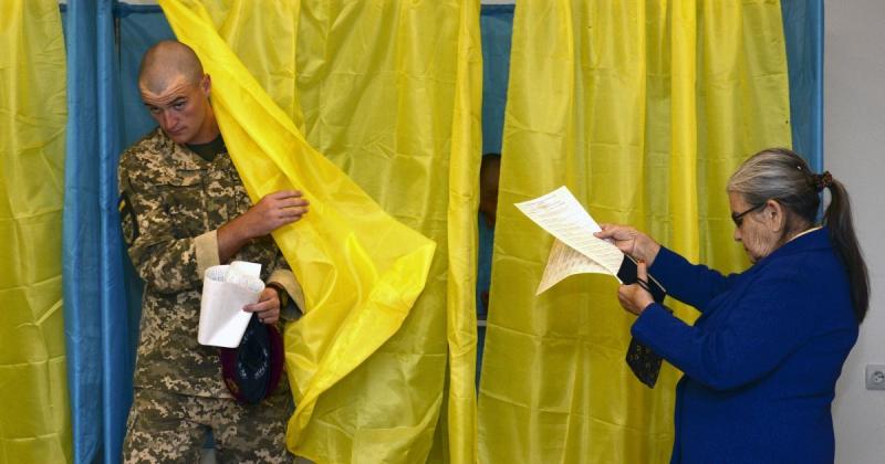 Зміни в основному законодавстві для легітимації російської окупації: чи відбудеться голосування?