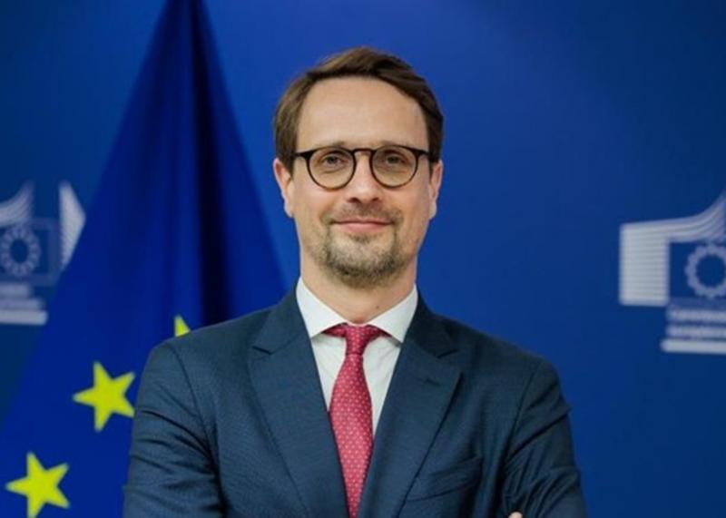Європейська комісія висловила свою позицію щодо планів Польщі скоротити підтримку для біженців з України.