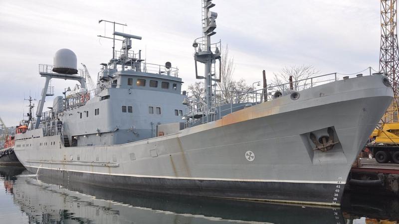 Атака росіян на військовий корабель: наразі відомо про 2 загиблих, ще кілька осіб вважаються зниклими безвісти.