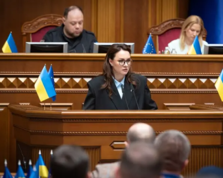 Свириденко виступила проти введення обмежень на заробітні плати в державному секторі.