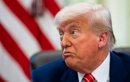 Трамп спростував інформацію про можливість передачі Донбасу.