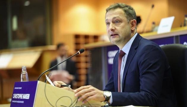 Європейський Союз прагне розширити торговельні відносини з Україною в двох напрямках, заявив єврокомісар.