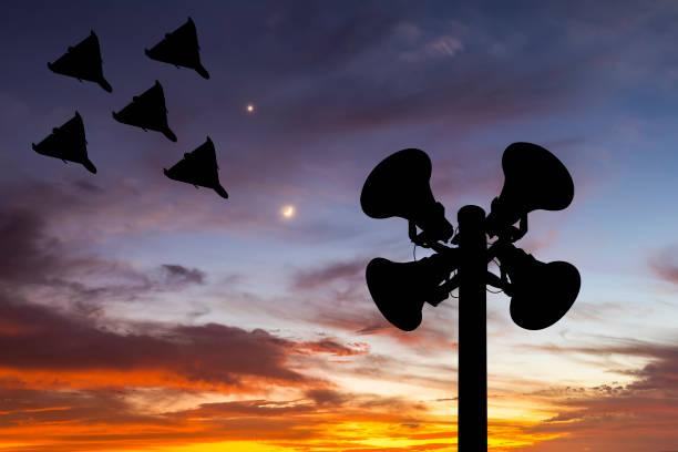 В Росії безпілотники здійснили напад на одну з найбільших електричних станцій, а також на ще один нафтопереробний завод.