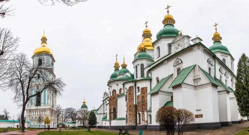 28 листопада: сьогодні відзначається церковне свято, яке приносить особливу удачу.