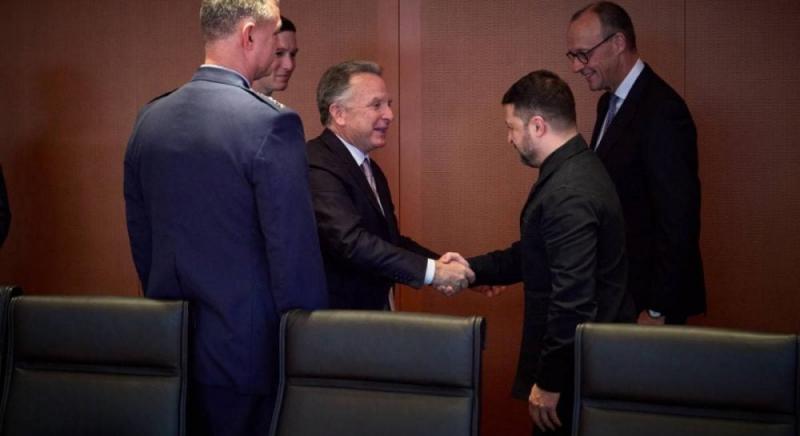 У Берліні стартувала зустріч президента Зеленського з Віткоффом і Кушнером (фото)