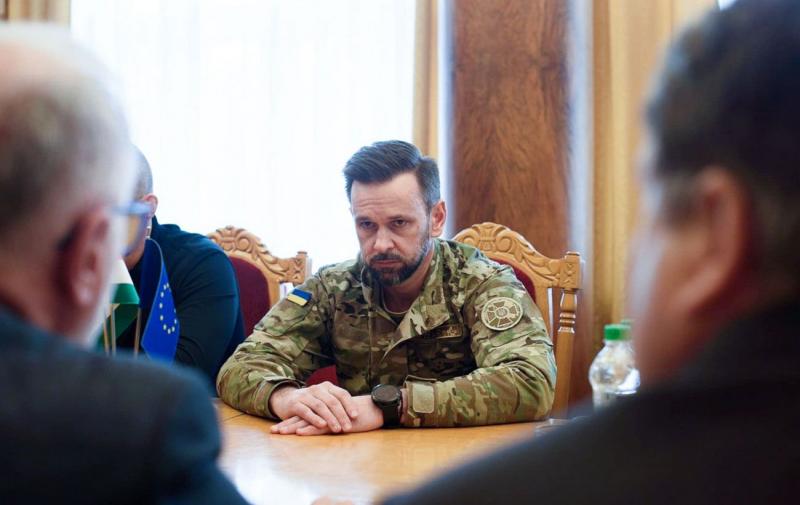 В Одеській області відновили рух транспорту після атаки Росії на міст поблизу Маяків.