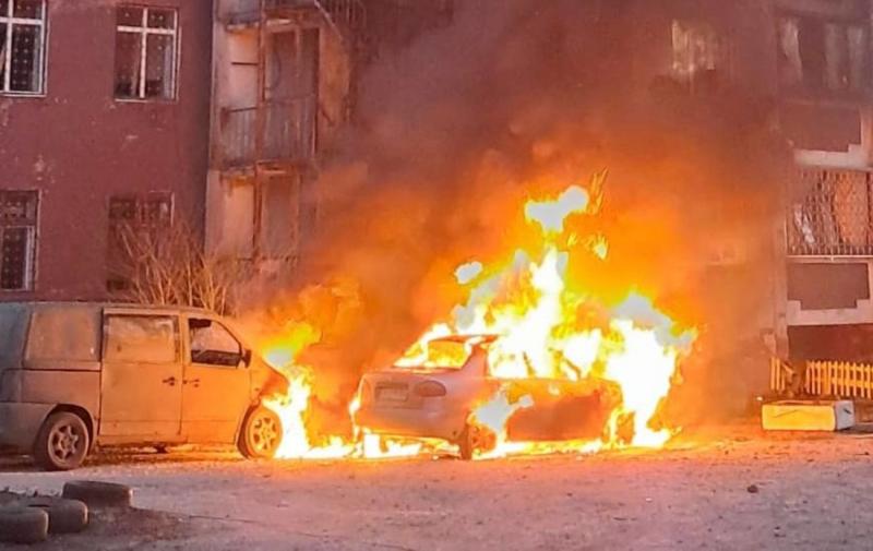 Чернігів знову зазнає агресії з боку Росії: вогонь охопив житловий будинок.