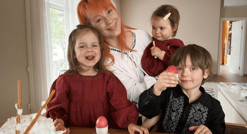 Тарабарова продемонструвала укриття, яке її родина облаштувала для дітей у своєму домівці (відео)