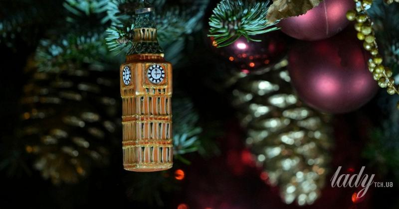 Оригінальний підхід: у Швеції продемонстрували, як прибирають ялинки після новорічних свят.