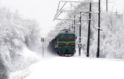 Внаслідок активності російських безпілотників Укрзалізниця змушена перевести пасажирів на автобуси.