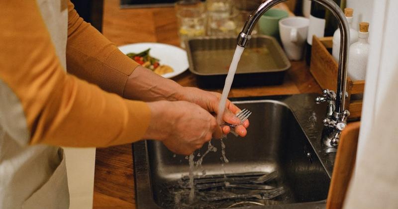 Ви будете здивовані, як можна перетворити стару мийку на справжній витвір мистецтва для вашої дачі!