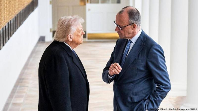 Канцлер у Вашингтоні: Трамп критикує Іспанію, Мерц спостерігає.