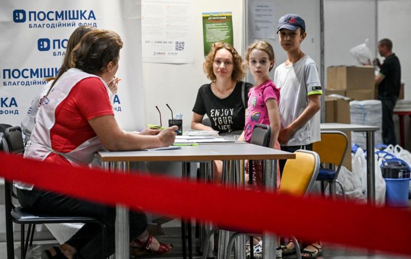 Фінансова підтримка для переселенців в Україні: термін виплат подовжено на пів року.