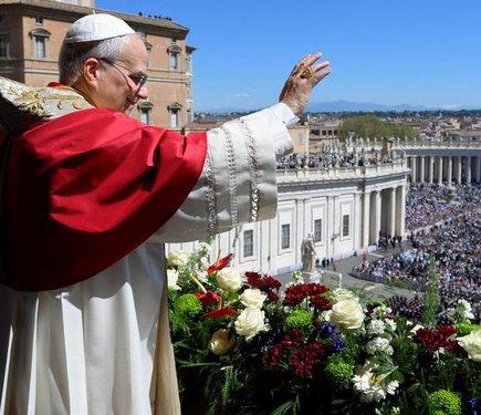 Папа Римський Лев XIV у своїй великодній промові звернувся до світових керівників із закликом до миру та відмови від насильства.