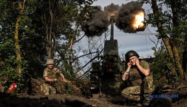 З початку доби російські війська здійснили 55 атак на позиції сил оборони, найбільш напруженими залишаються два напрямки.