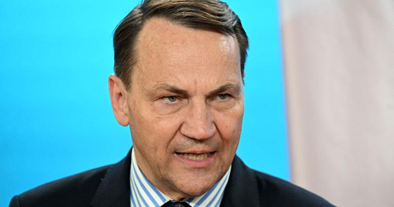 Польща розглядає повідомлення з Білорусі щодо потенційної загрози терористичного акту, - заявив Сікорський - Новини bigmir)net.