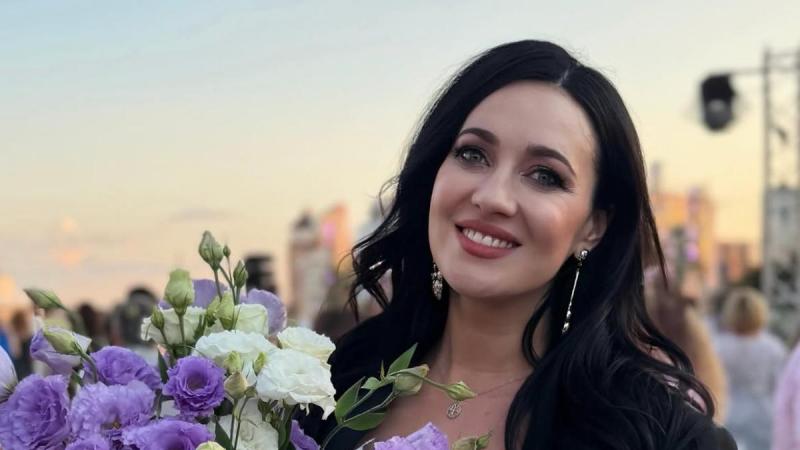 Соломія Вітвіцька поділилася новиною про дату народження свого першого малюка.