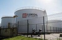 Болгарія визнала дві компанії Лукойлу як такі, що становлять загрозу національній безпеці.