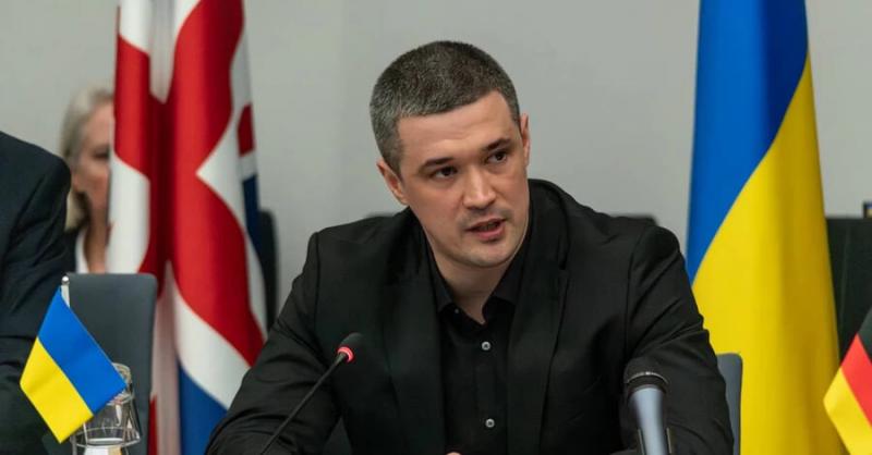 Федоров запевнив, що не стане в опозицію до Зеленського, поки триває війна.