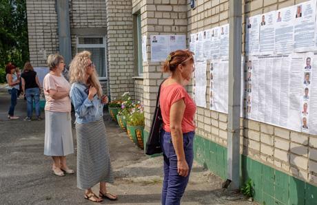 У неділю обирали депутатів, а обрали слуг. ЦВК їх усіх порахувала